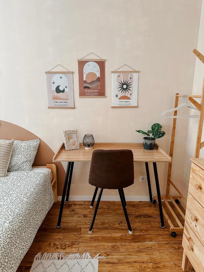 Quiet Boho Lair 10 Min To Centre Appartamento *
